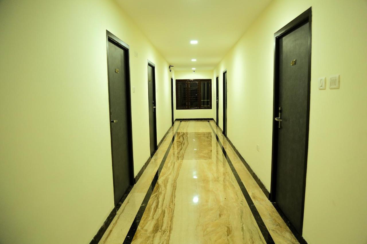 Hotel Sera Grand Čennai Exteriér fotografie